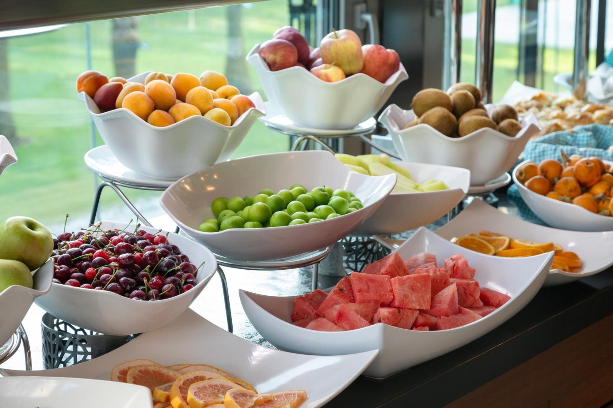 Miracle Istanbul Asia Airport Hotel & Spa Exterior photo Fruit salad