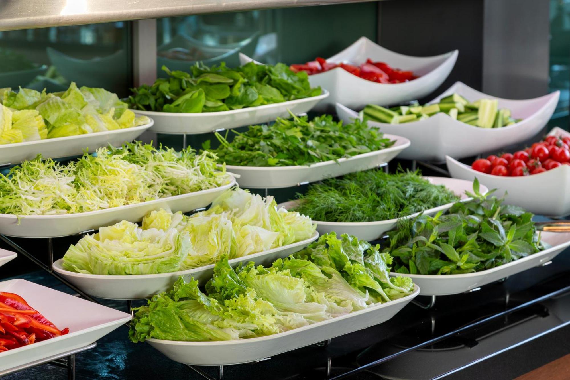 Miracle Istanbul Asia Airport Hotel & Spa Exterior photo A salad bar