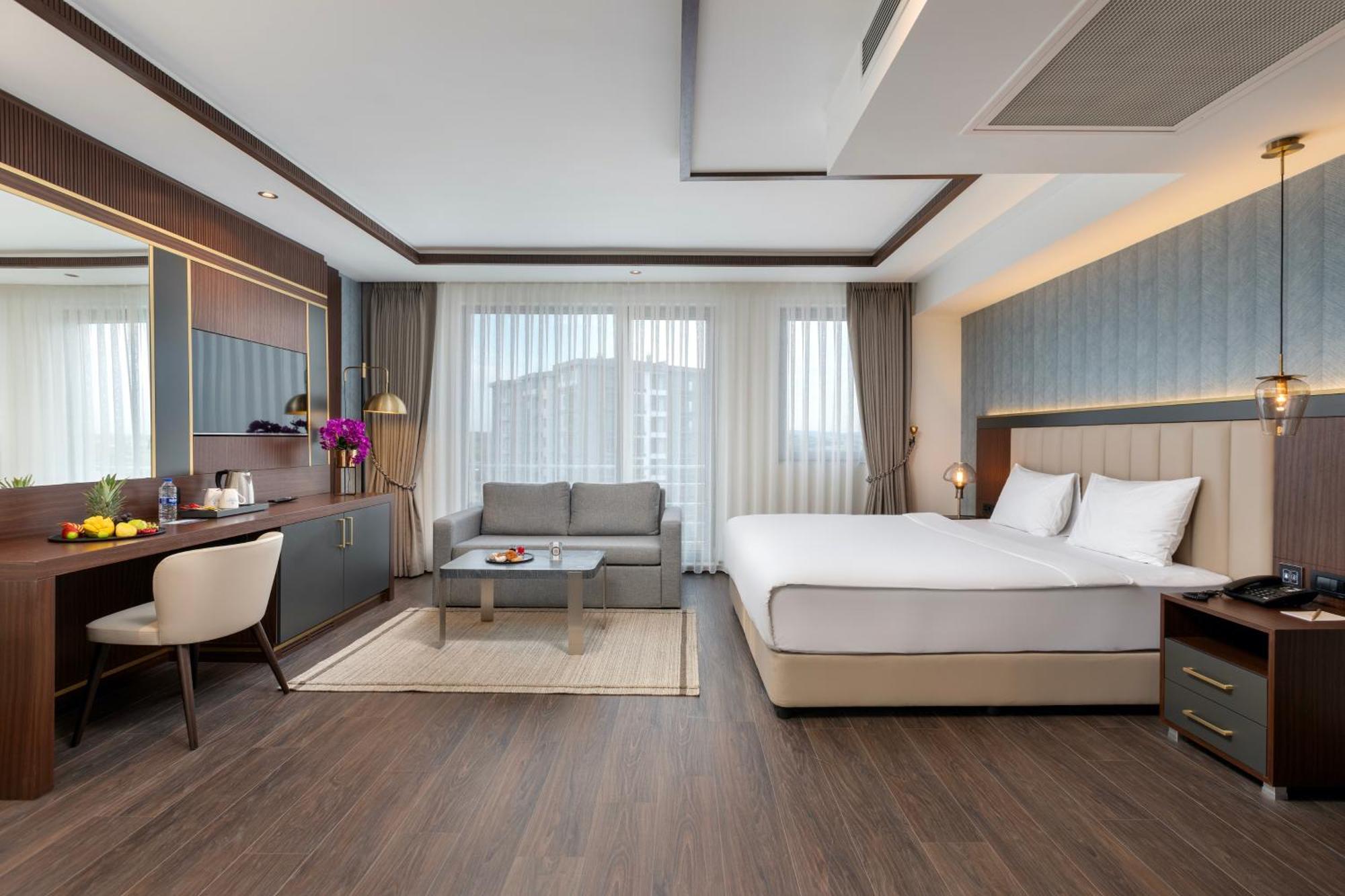Miracle Istanbul Asia Airport Hotel & Spa Exterior photo